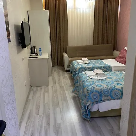 Aparthotel Atam 3*