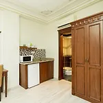 Atam Aparthotel 4*