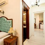Aparthotel Atam