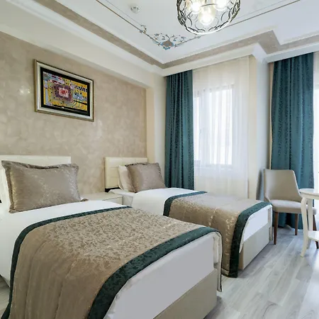 Aparthotel Atam 4*