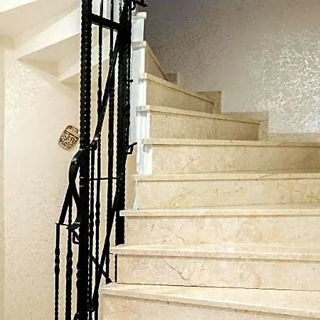 Atam Lejlighedshotel