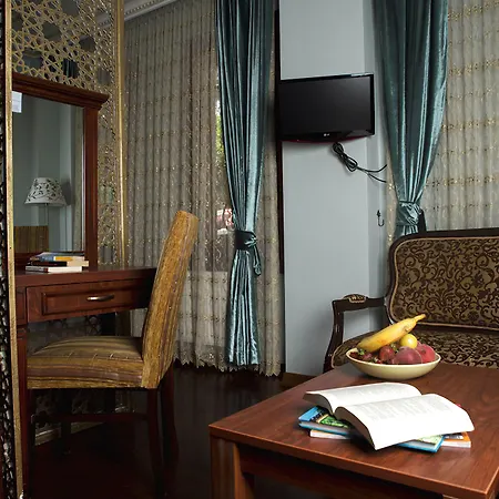 Aparthotel Atam
